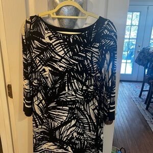 Enfocus Studio Monochrome Leaf Pattern Dress